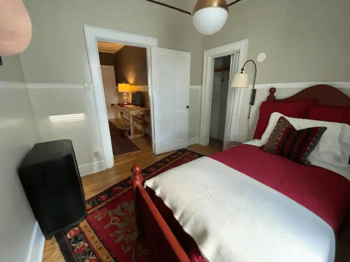 Cozy 3 & 4 Bed Home 2 Blocks To Hospitals & Lambeau กรีนเบย์ ภายนอก รูปภาพ