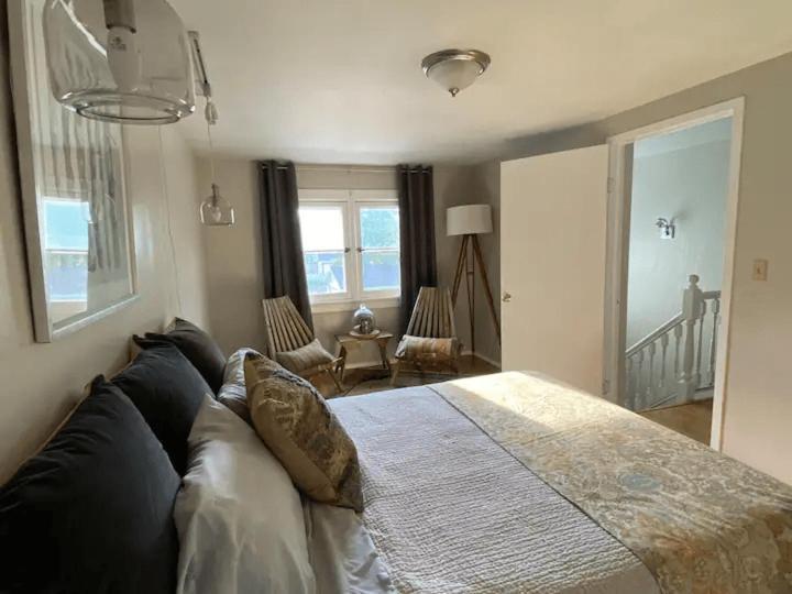 Cozy 3 & 4 Bed Home 2 Blocks To Hospitals & Lambeau กรีนเบย์ ภายนอก รูปภาพ