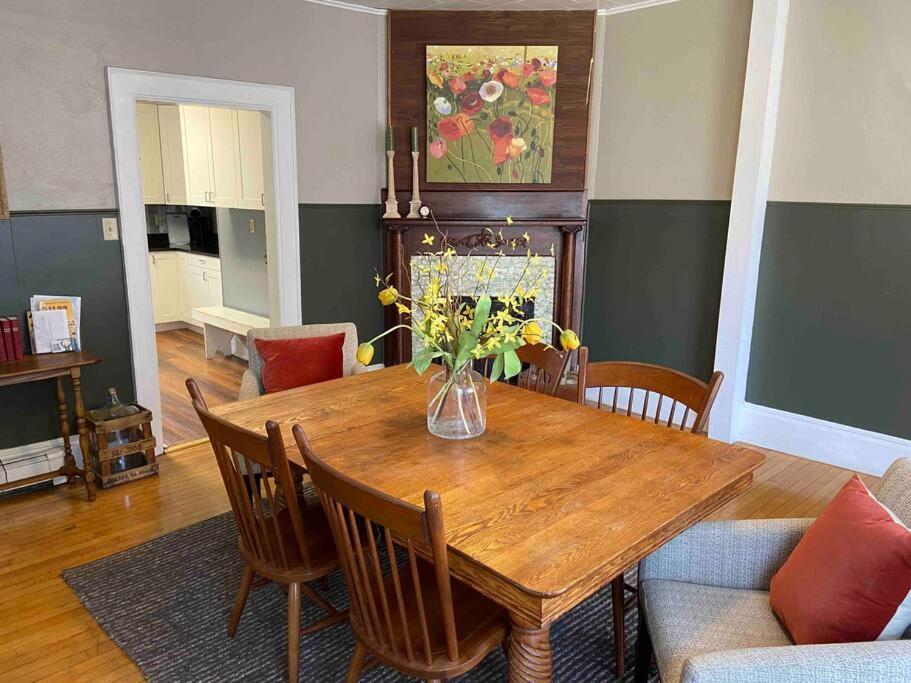 Cozy 3 & 4 Bed Home 2 Blocks To Hospitals & Lambeau กรีนเบย์ ภายนอก รูปภาพ